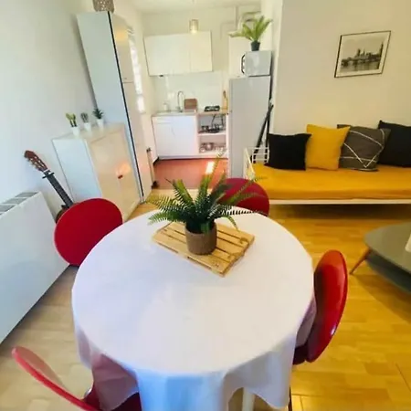 Apartment Studio, 4 Couchages, Proximite